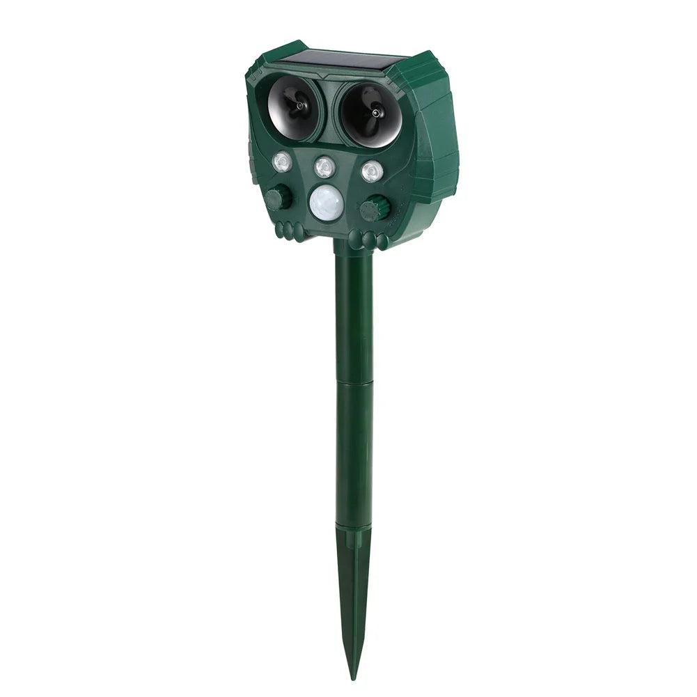 Solar Powered Animal Repeller Solar Ultrasonic Animals sonar Repellent