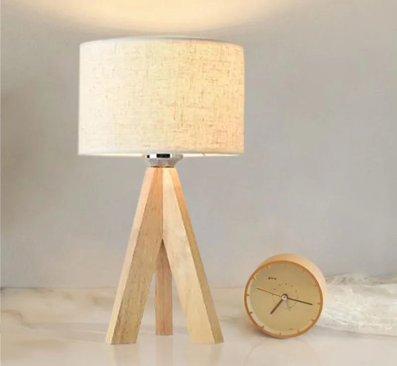 Modern Wooden Table Lamp With Fabric Lampshade