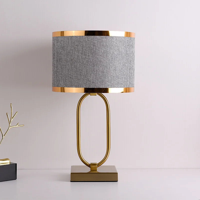 Modern Creative Luxury Metal Decoration Desk Lamp